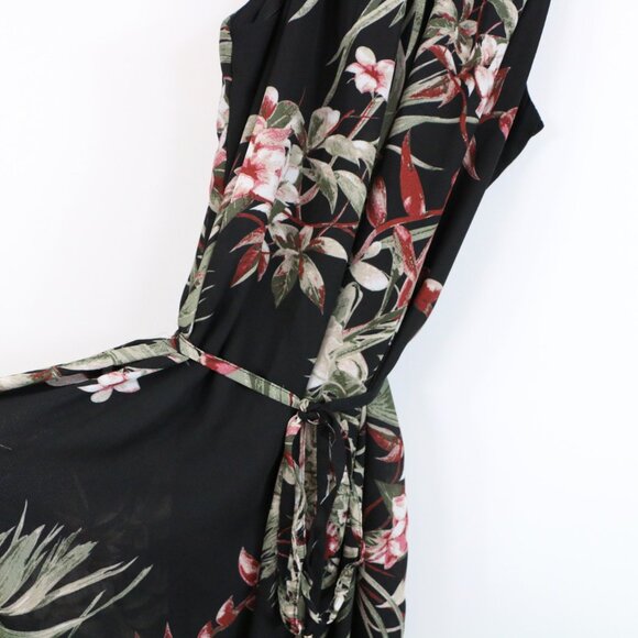 *Le Chateau Black Floral Maxi Dress - Picture 7 of 9